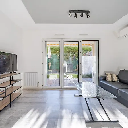 Charmant Studio Apartment *