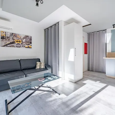 Apartamento Charmant Studio *